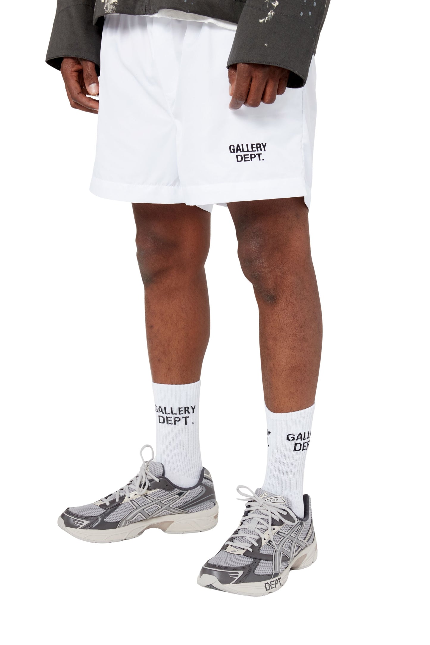 CLEAN WHITE SOCKS